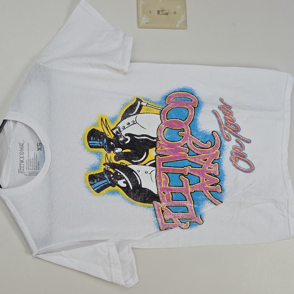Fleetwood Mac Band Tee NWT XS